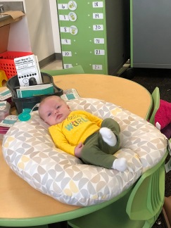 Winnie is already used to the classroom!